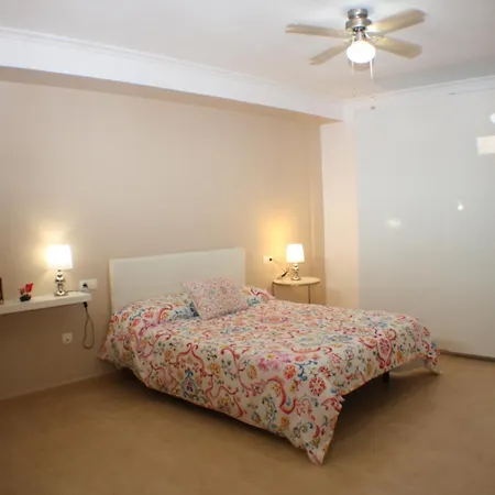 Anju Bravo Apartamento *