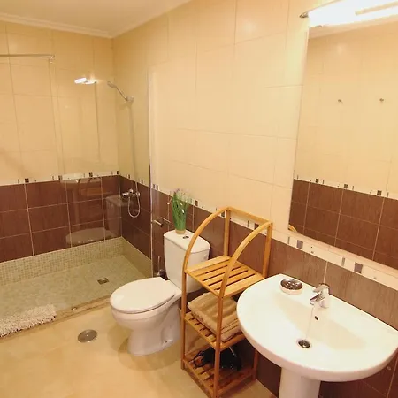 Anju Bravo Appartement *